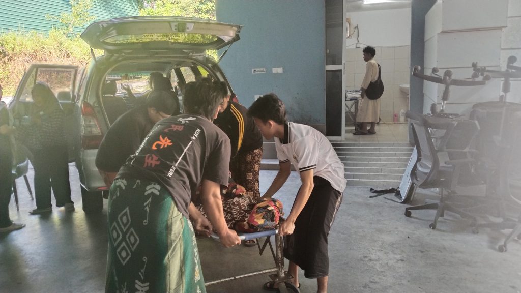Mahasiswa KPM Internasional STIT Aqidah Usymuni Sumenep Bantu Pemulangan Jenazah WNI di Malaysia